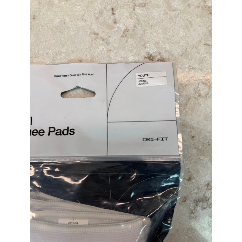 Nike Essential Youth Volleyball Knee Pads White Dri-FIT NEW